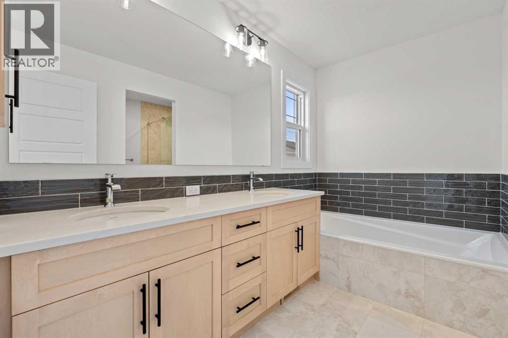 571 Buffaloberry Manor SE — photo 24