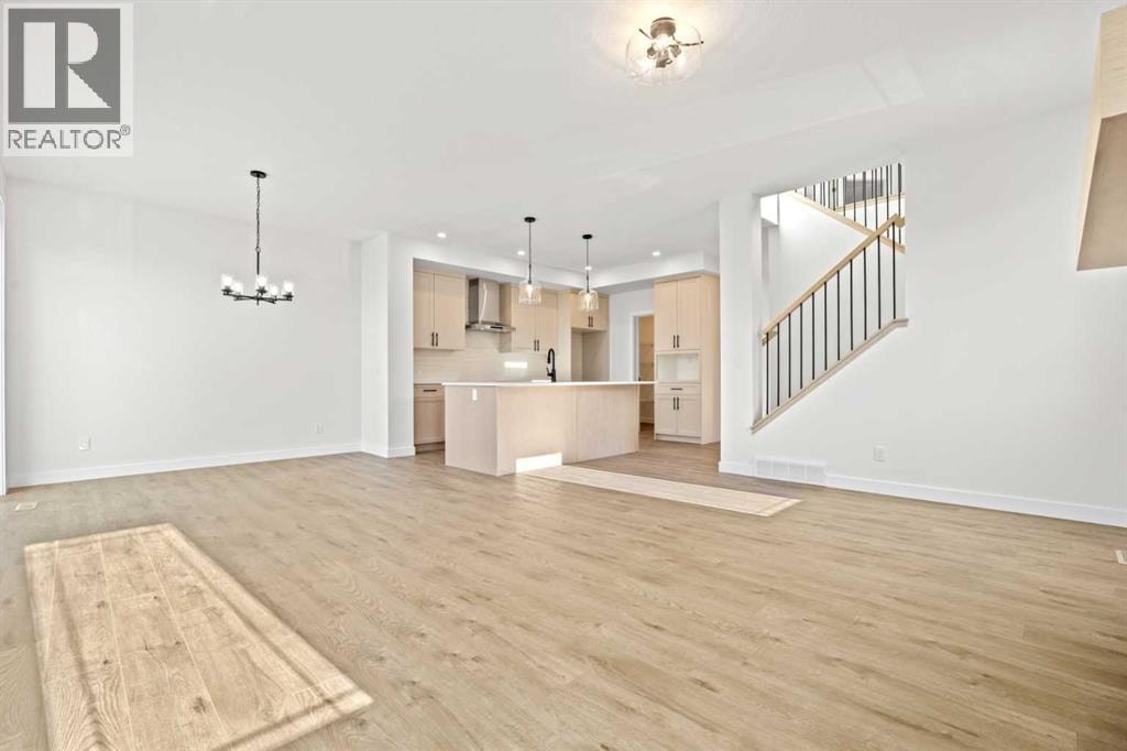 571 Buffaloberry Manor SE — photo 13