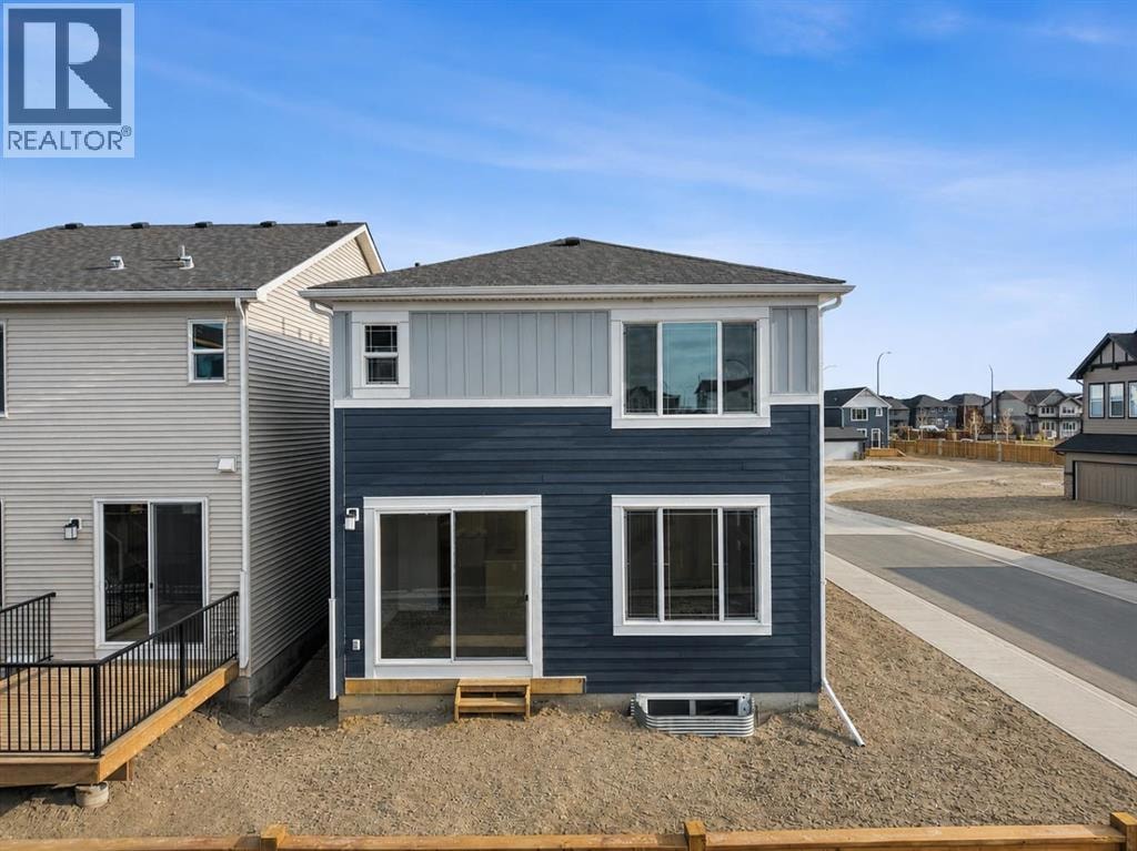 571 Buffaloberry Manor SE — photo 33