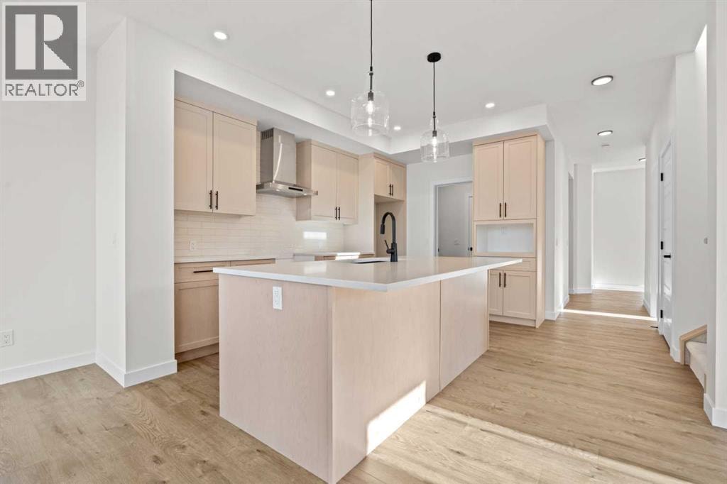 571 Buffaloberry Manor SE — photo 8