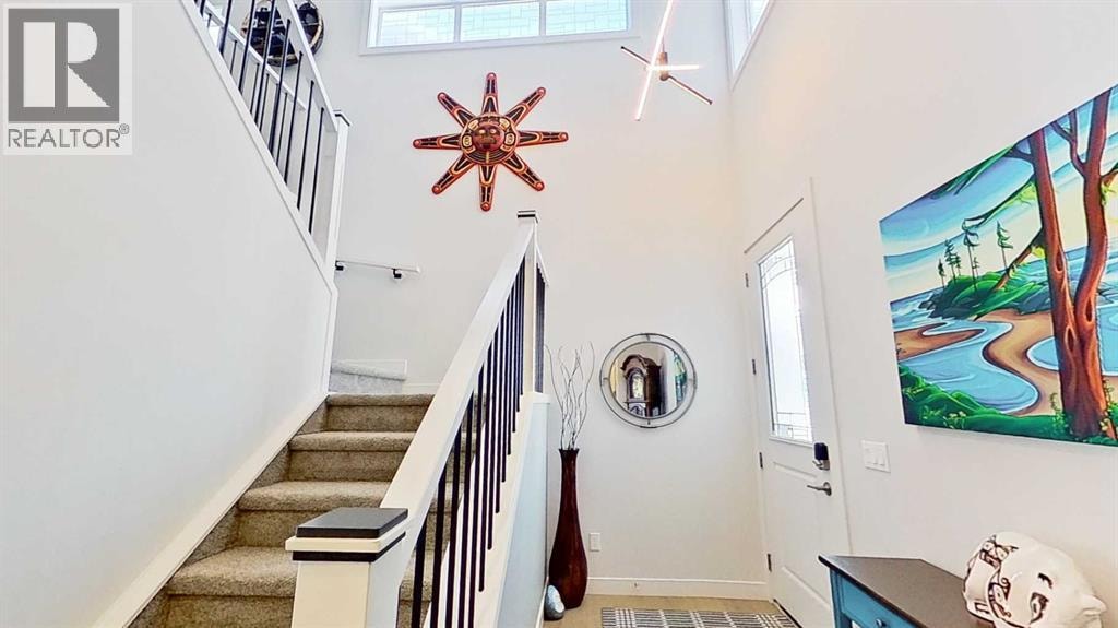 163 Sundown Crescent — photo 3