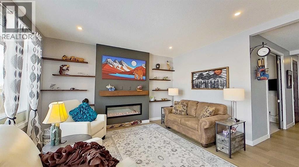 163 Sundown Crescent — photo 10