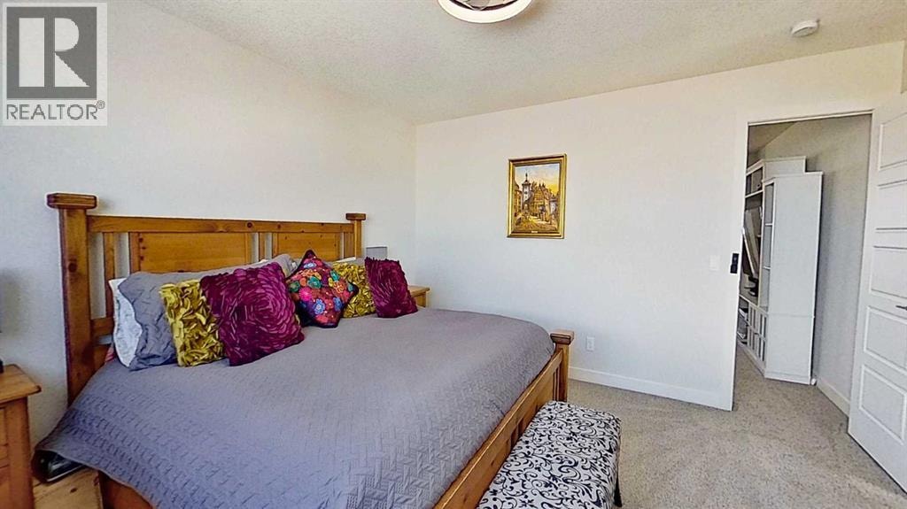 163 Sundown Crescent — photo 24