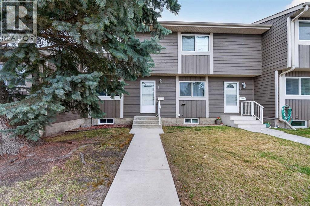 7, 14736 Deerfield Drive SE
