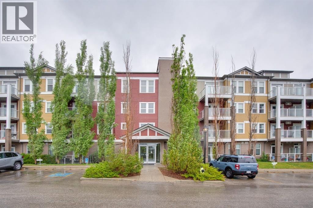 208, 2300 Evanston Square NW — photo 33