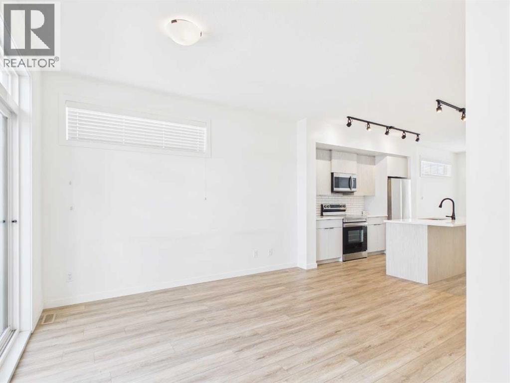 2480 210 Avenue SE — photo 20