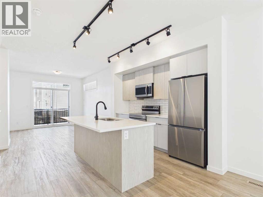 2480 210 Avenue SE — photo 10
