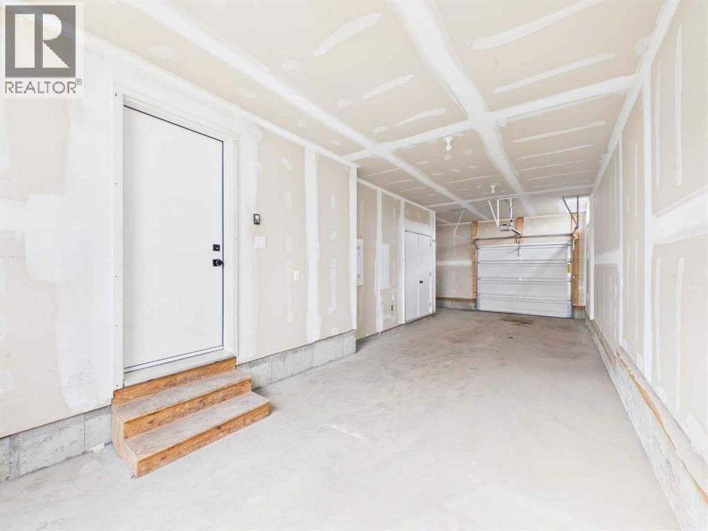 2480 210 Avenue SE — photo 33