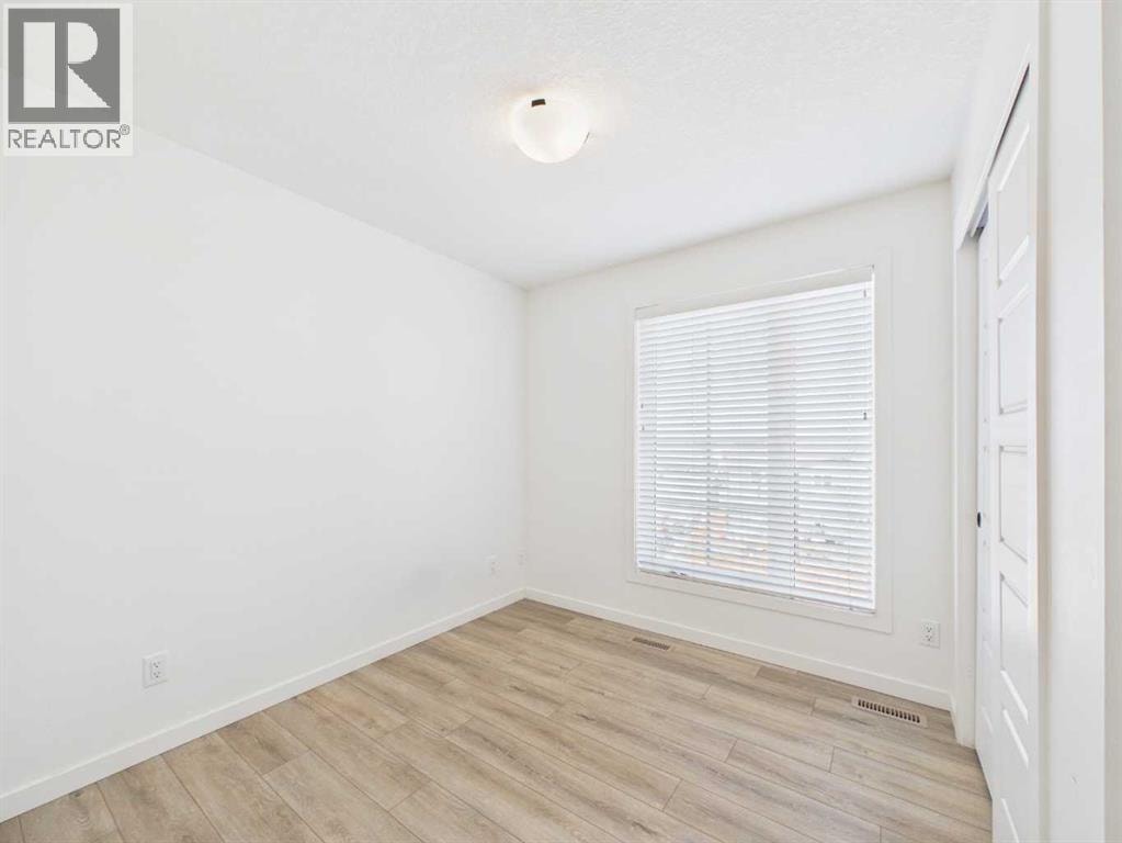 2480 210 Avenue SE — photo 35