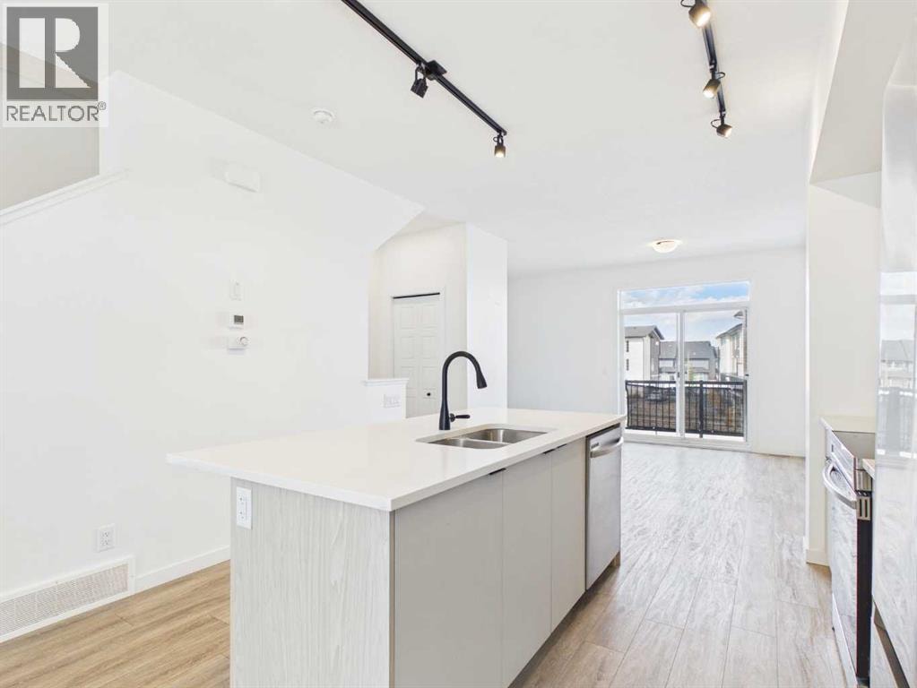 2480 210 Avenue SE — photo 15