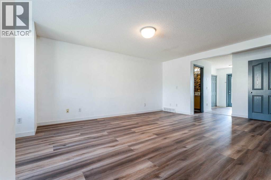 2102, 111 Tarawood Lane NE — photo 5