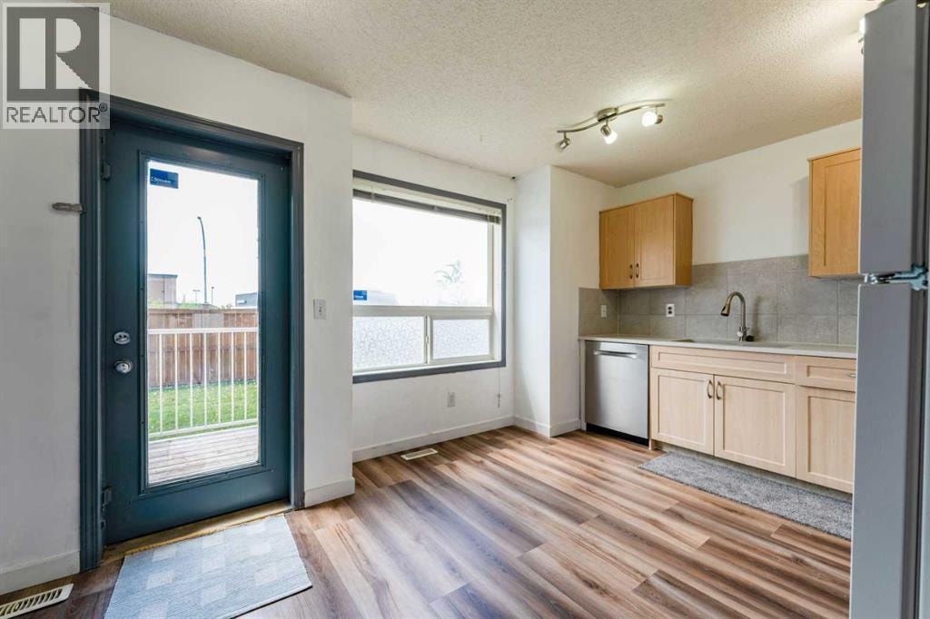 2102, 111 Tarawood Lane NE — photo 10