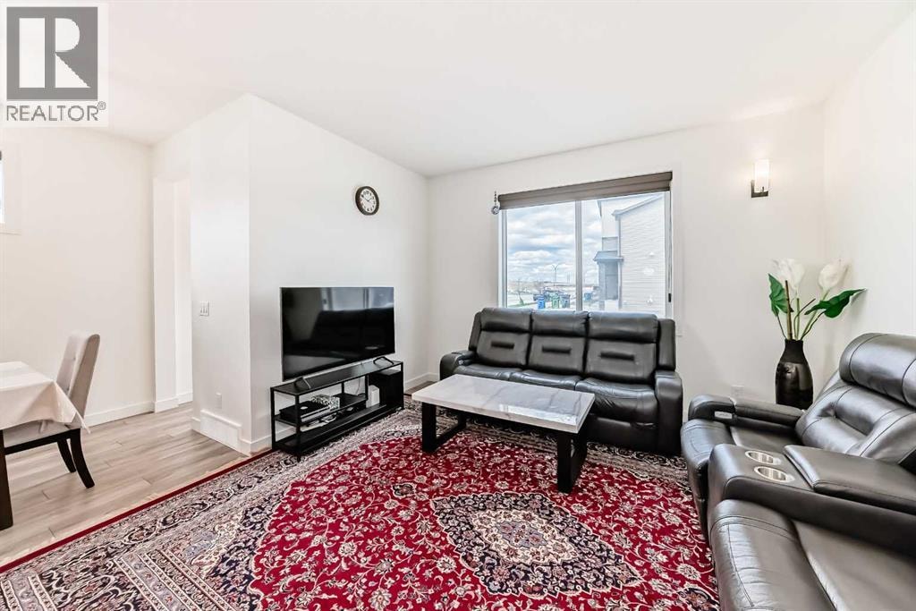 330 Ambleton Drive NW — photo 13