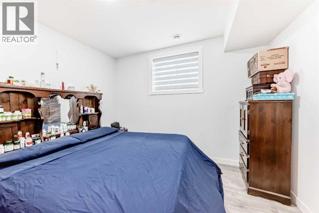 330 Ambleton Drive NW — photo 40