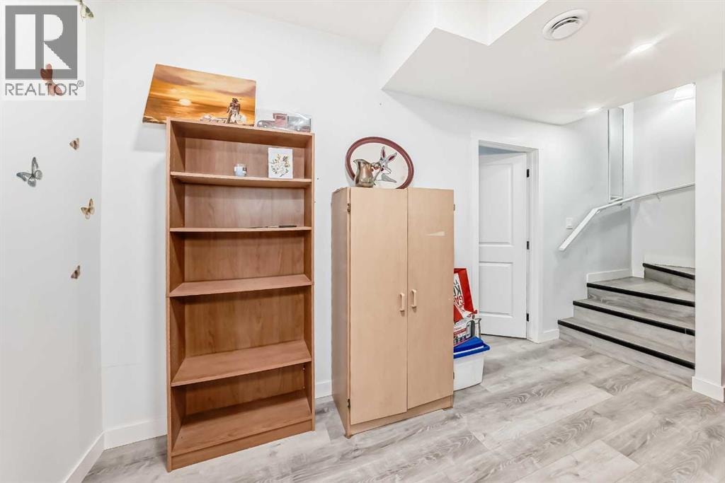 330 Ambleton Drive NW — photo 39