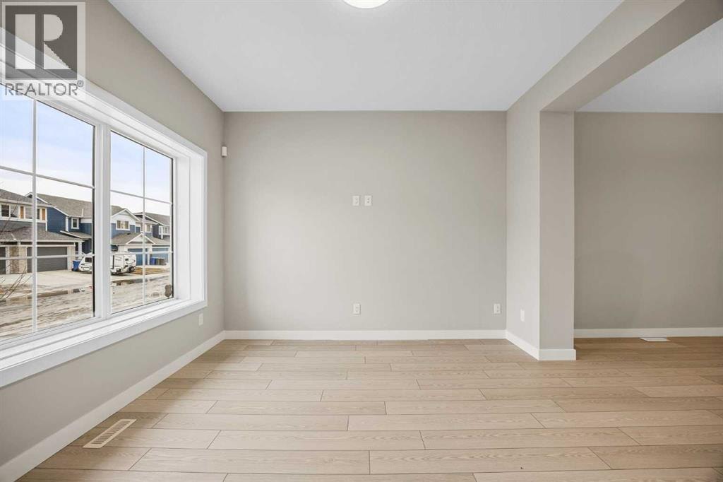 536 Chelsea Gardens — photo 6