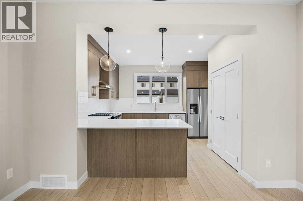 536 Chelsea Gardens — photo 14