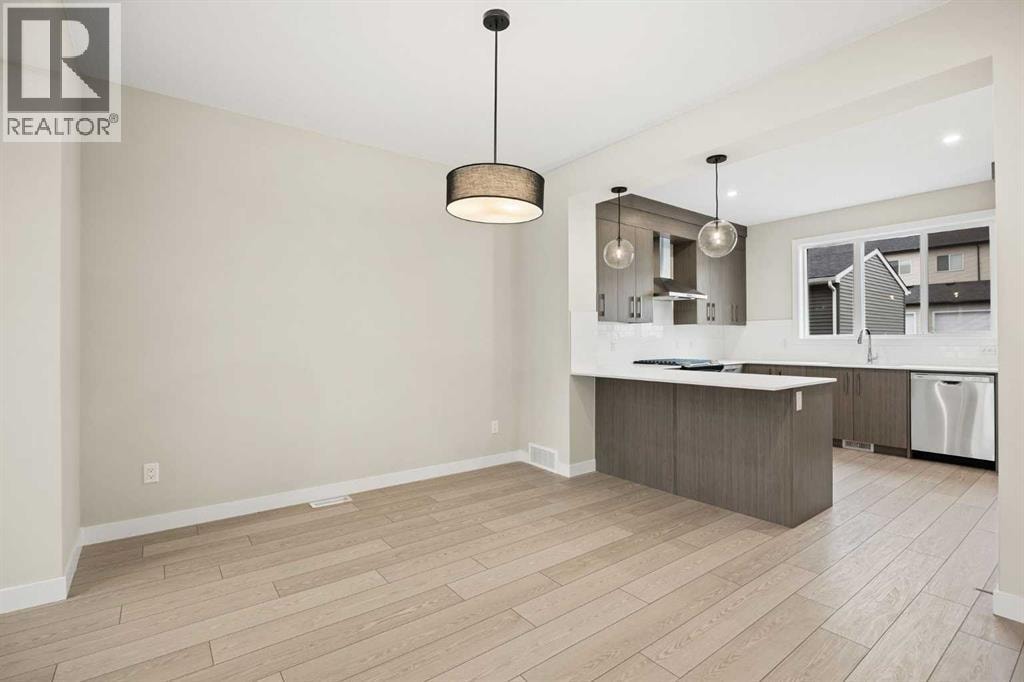 536 Chelsea Gardens — photo 11