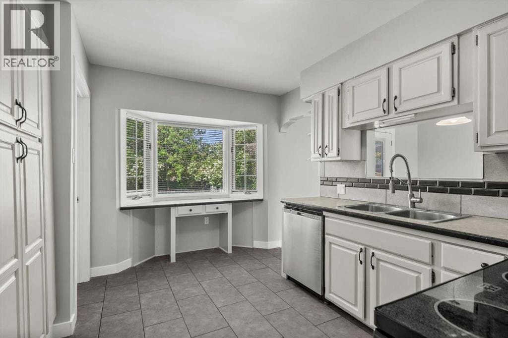 1615 22A Street NW — photo 9
