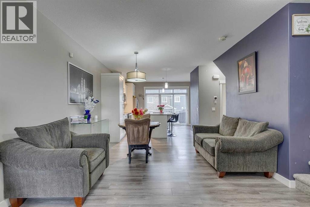 659 Evanston Manor NW — photo 9