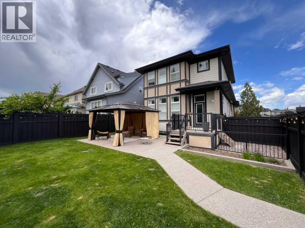 366 Mahogany Boulevard SE — photo 25