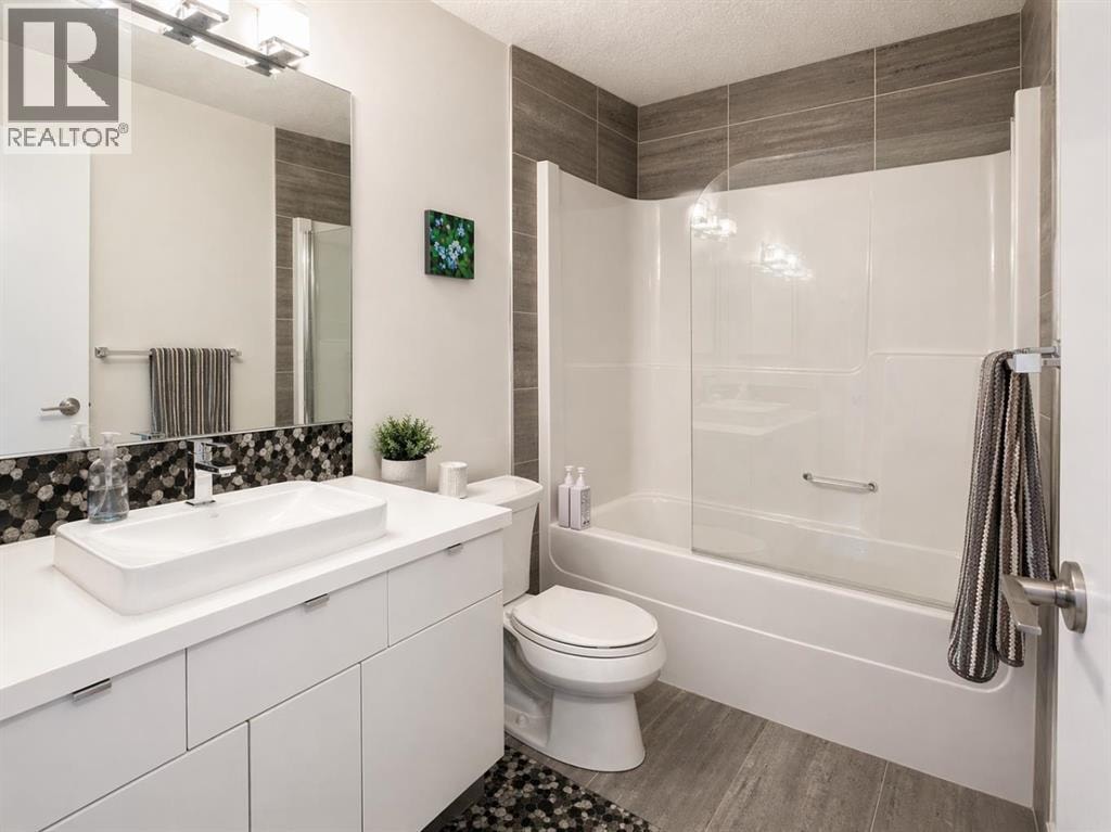 366 Mahogany Boulevard SE — photo 24