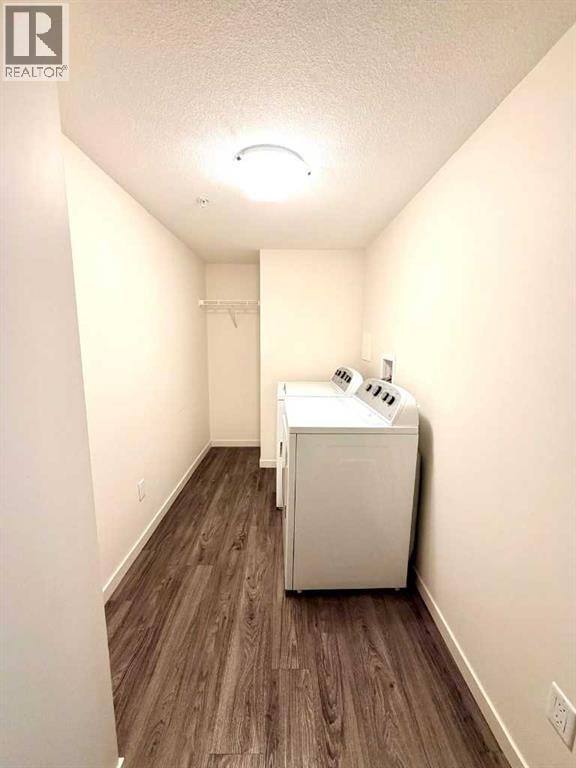 2208, 181 Skyview Ranch Manor NE — photo 25