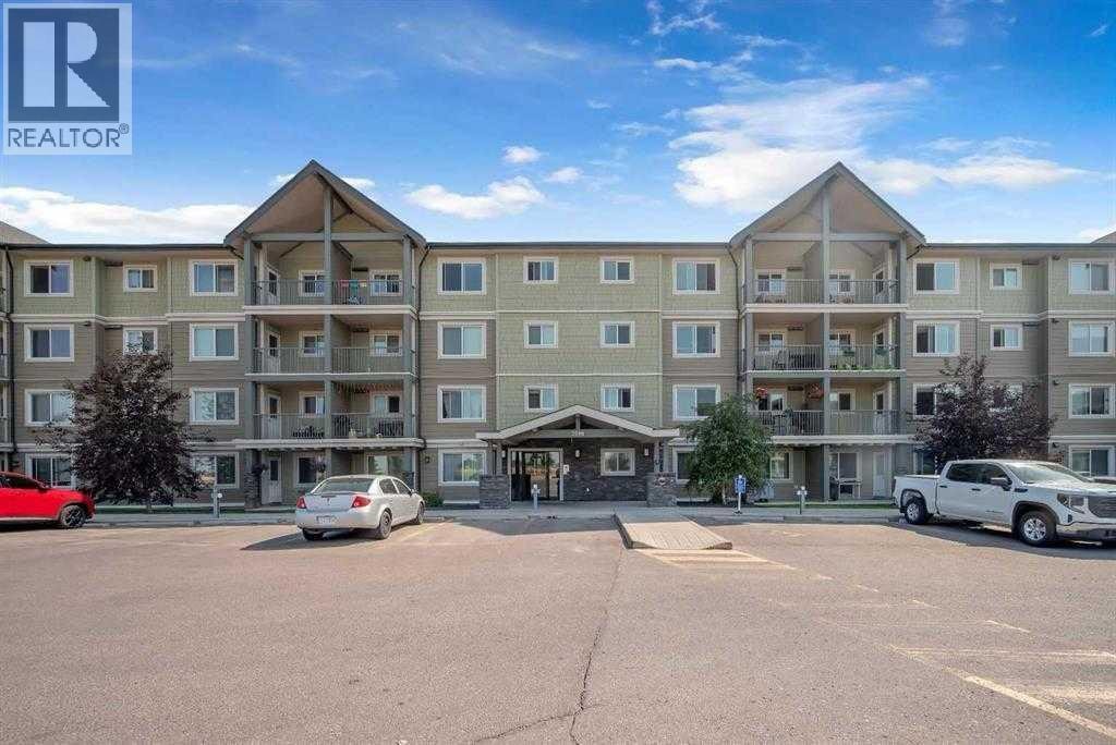2208, 181 Skyview Ranch Manor NE