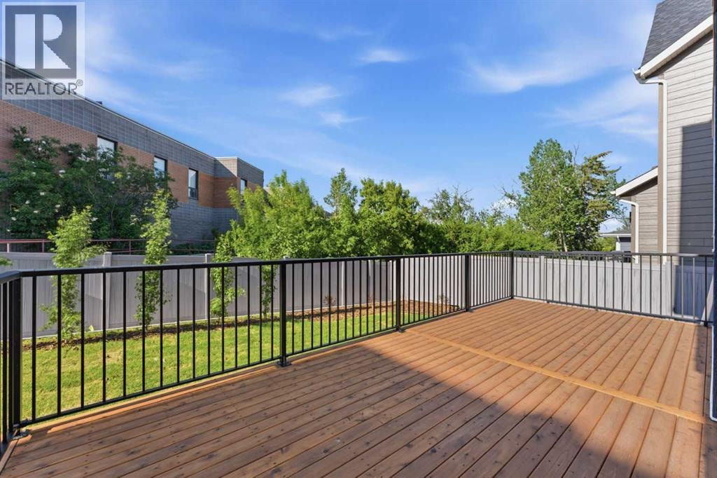 378 Bessborough Drive SW — photo 17