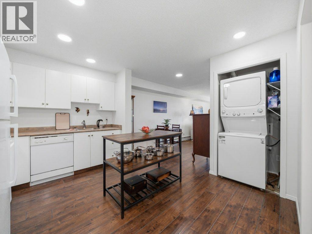 3411, 16320 24 Street SW — photo 3