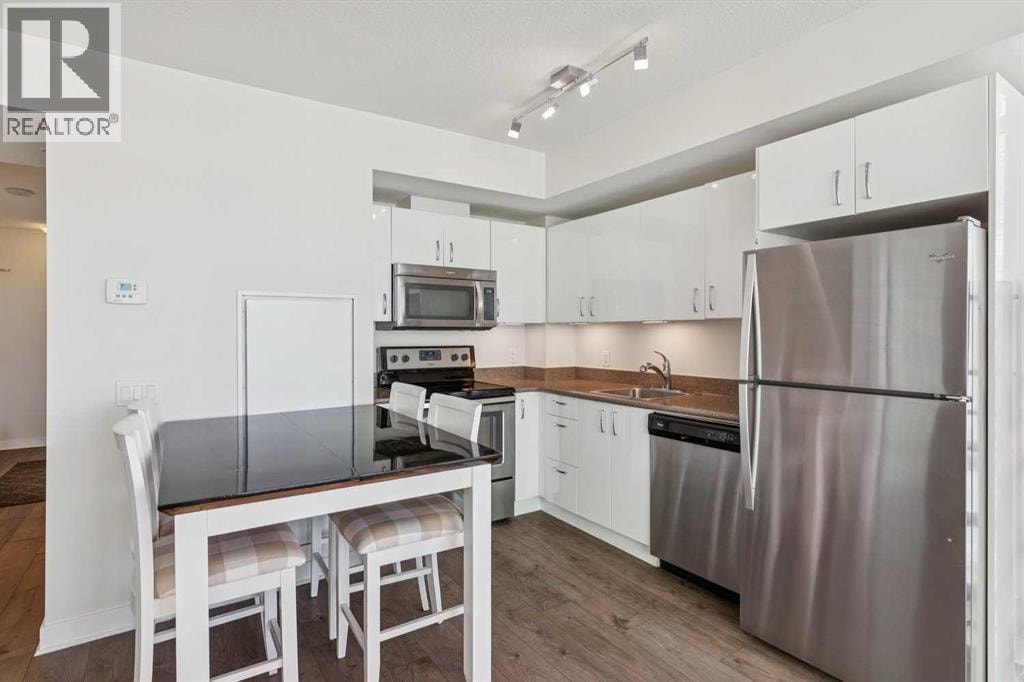 1007, 10 Brentwood Common NW — photo 8