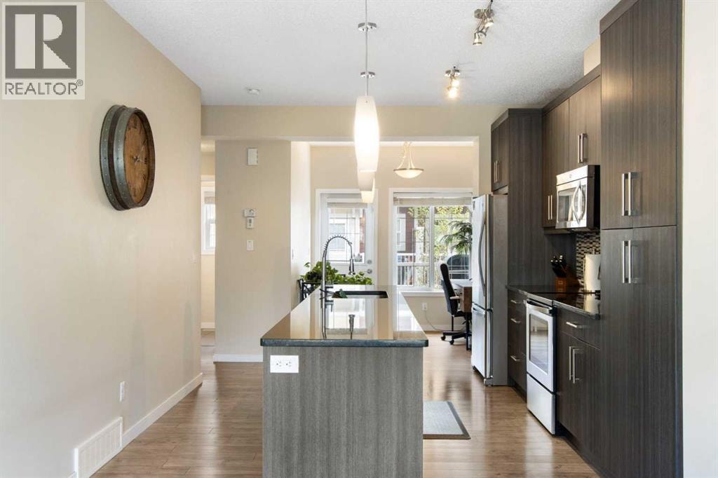 215 Marquis Lane SE — photo 12