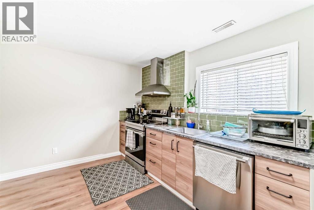 172 Sunset Heights — photo 37