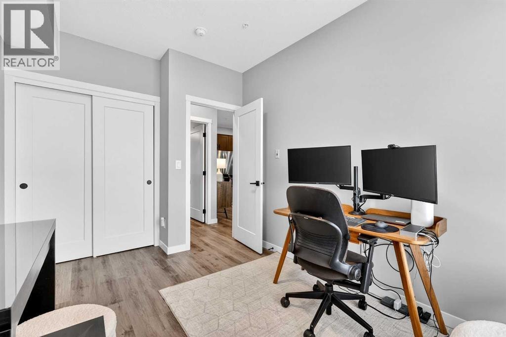 401, 150 Shawnee Square SW — photo 21