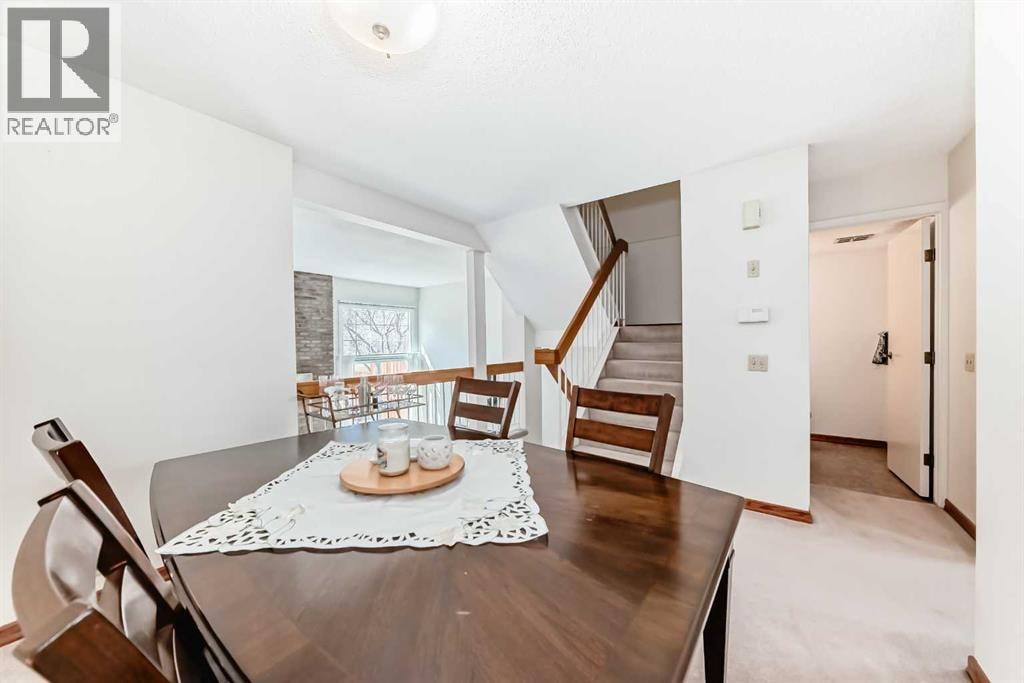 374 Point Mckay Gardens NW — photo 17
