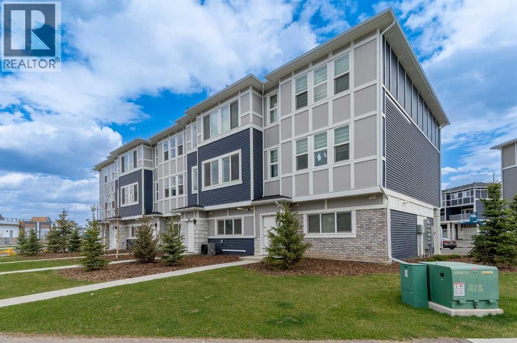 203, 33 merganser Drive — photo 2