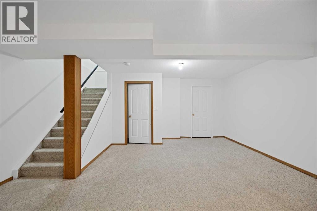 56 Templeridge Crescent NE — photo 35