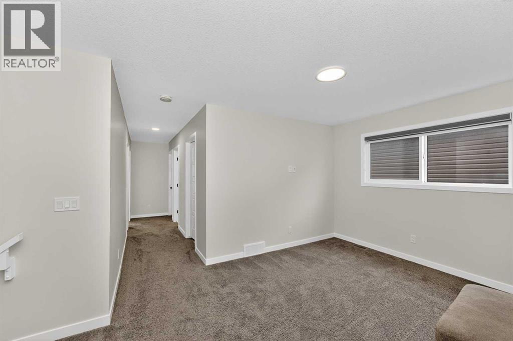 1173 Chinook Gate Bay SW — photo 33