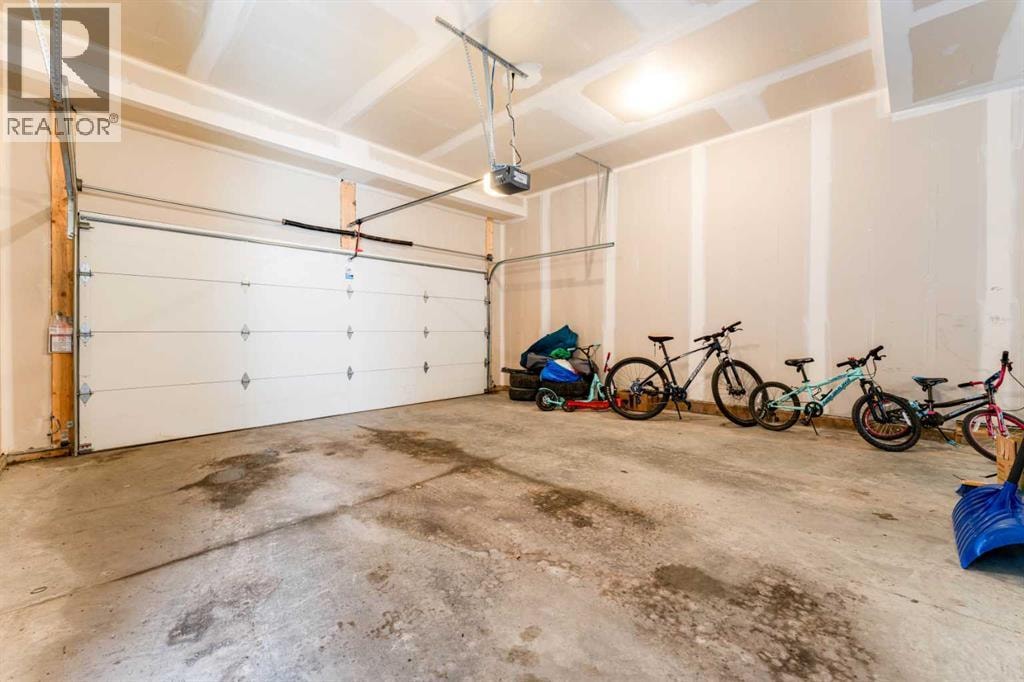 76 Lucas Boulevard NW — photo 33