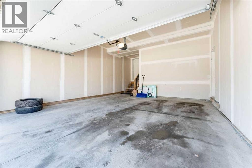 76 Lucas Boulevard NW — photo 32
