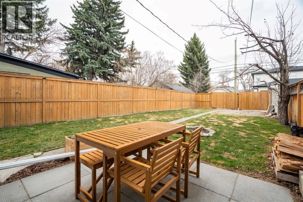 317 18 Avenue NW — photo 23