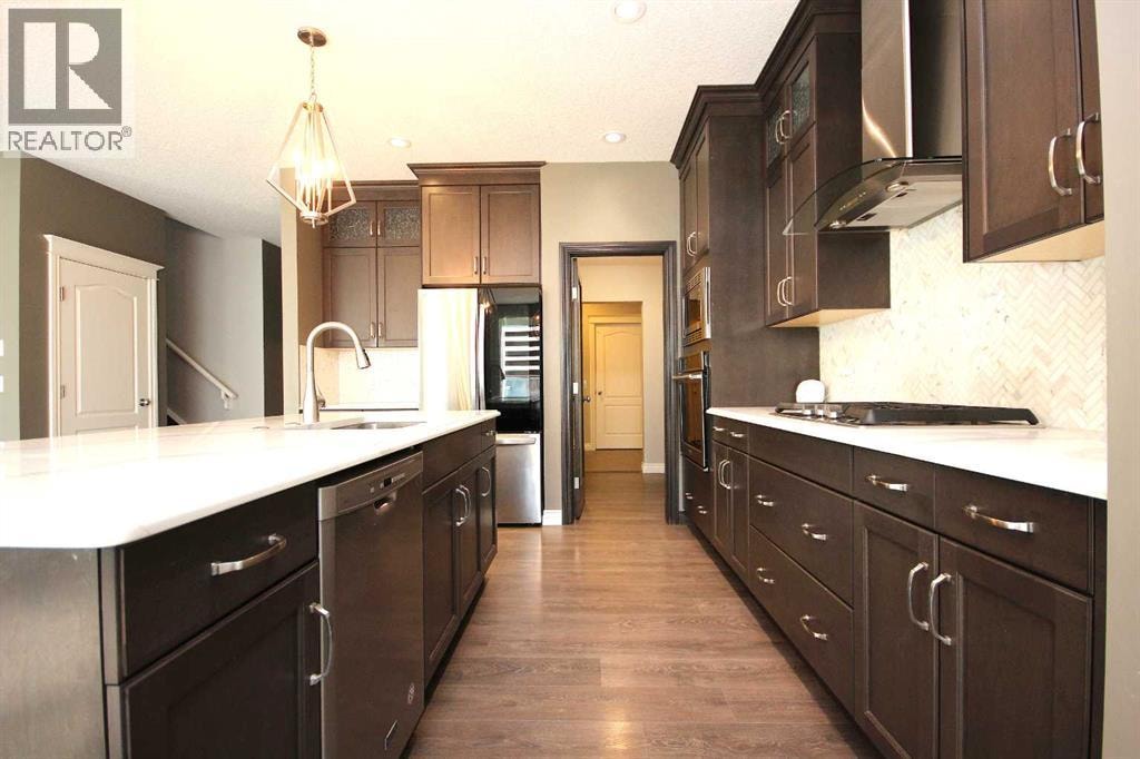 383 Evansglen Drive NW — photo 7
