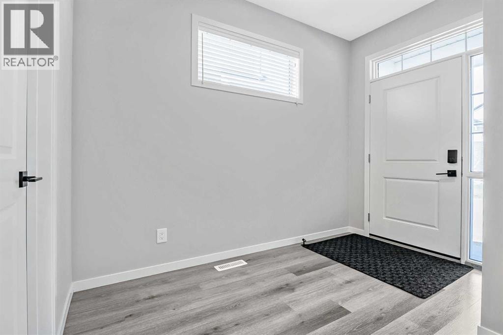 68 Wolf Gate — photo 3