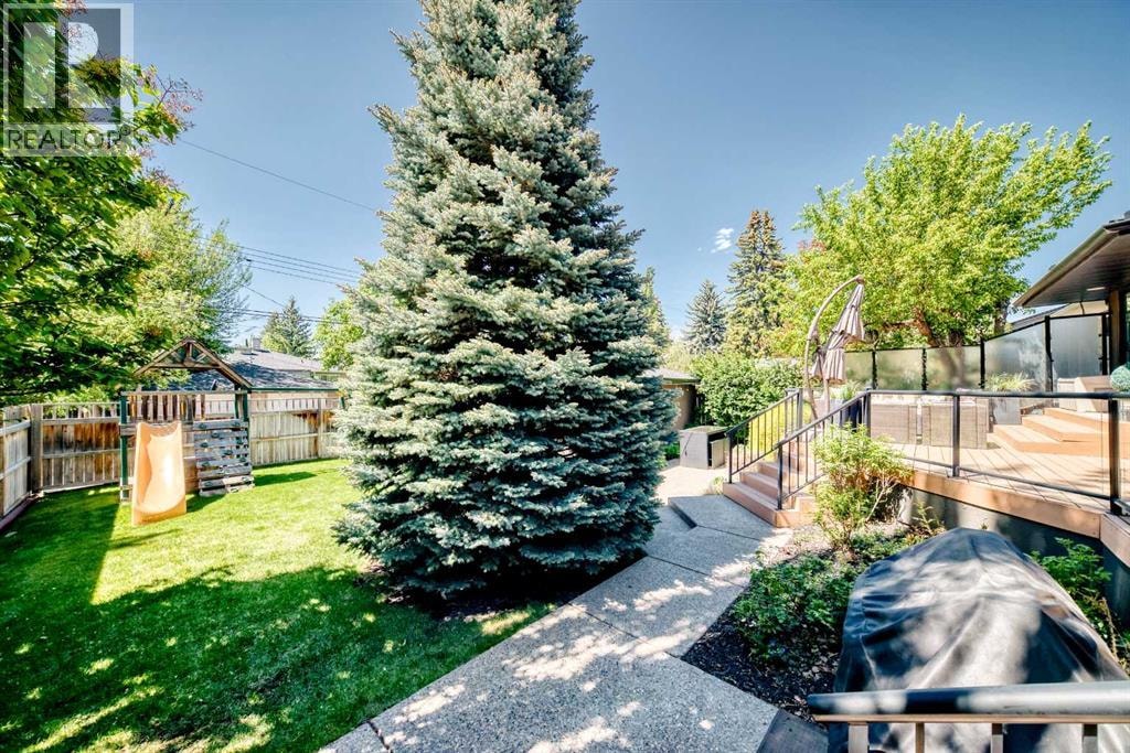 3631 12 Street SW — photo 34