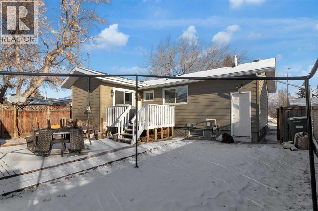 2231 39 Street SE — photo 24