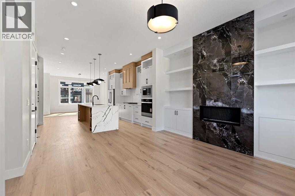 8106 47 Avenue NW — photo 14
