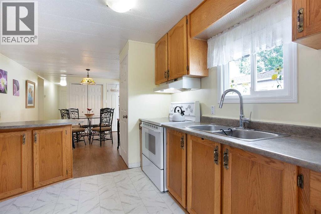271, 99 Arbour Lake Road NW — photo 17