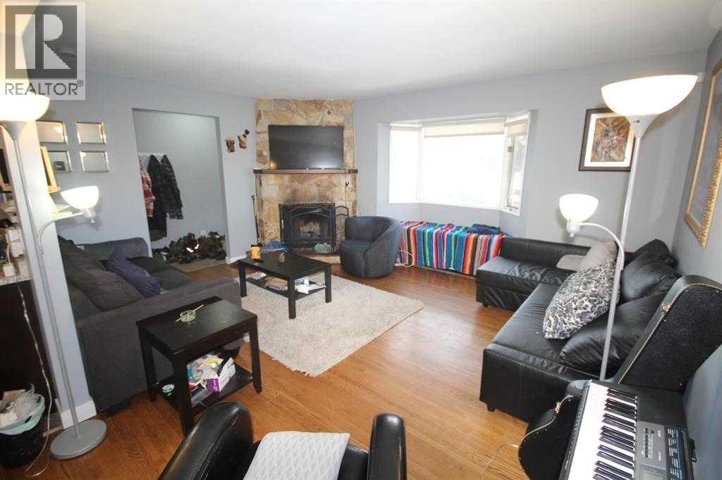 3824 BRANTFORD Drive NW — photo 6