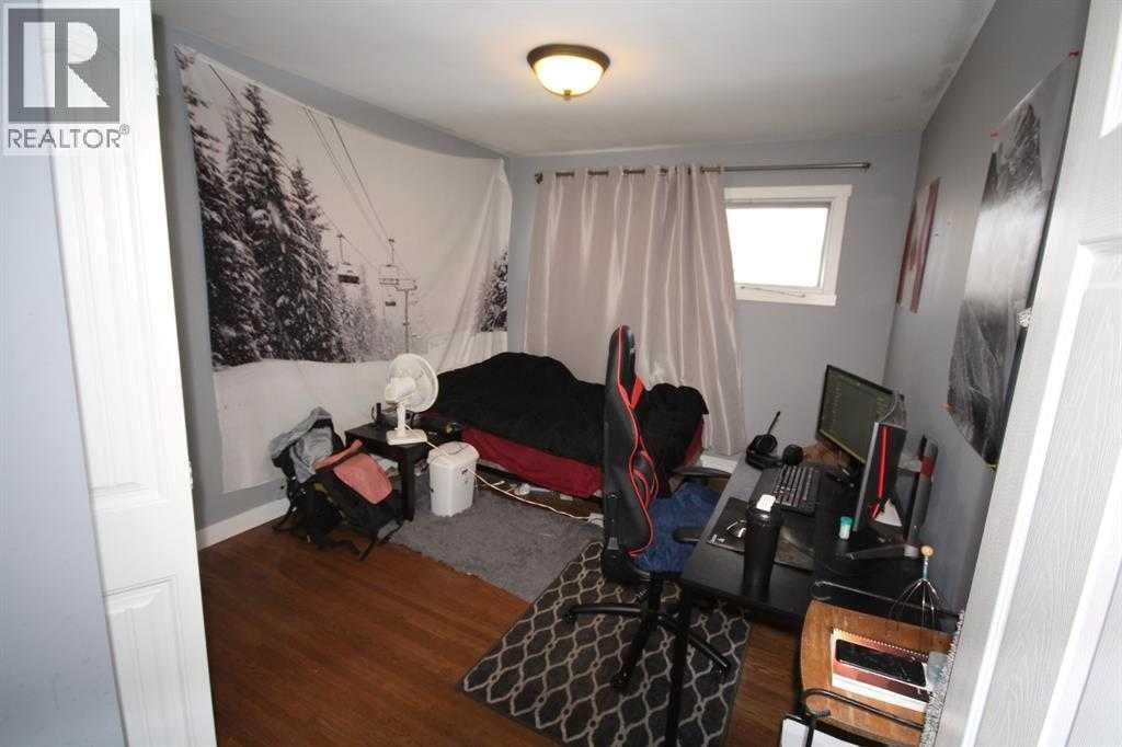 3824 BRANTFORD Drive NW — photo 10
