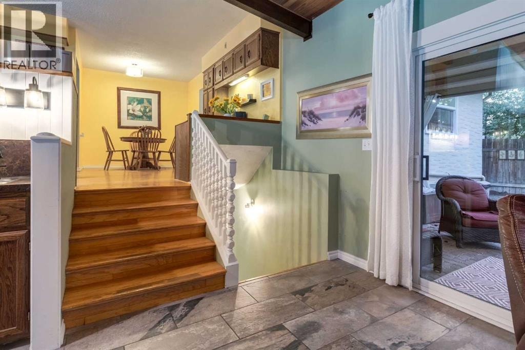 220 Oakridge Place SW — photo 11